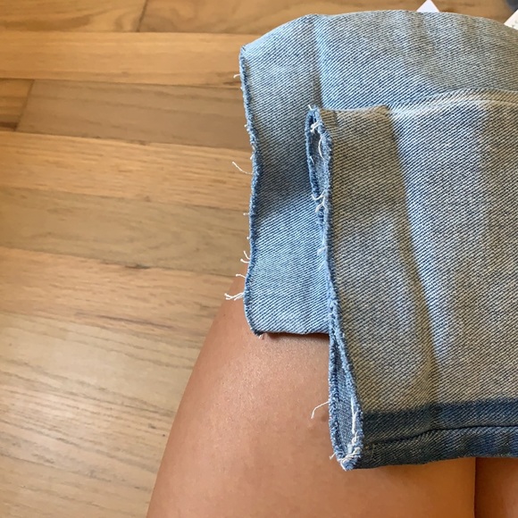 Brand new jeans with stripe along side - Picture 3 of 4